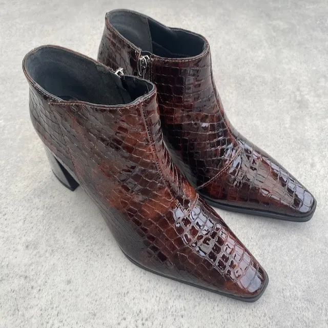 Capelli Xena - ONLINE ONLY, Size 37