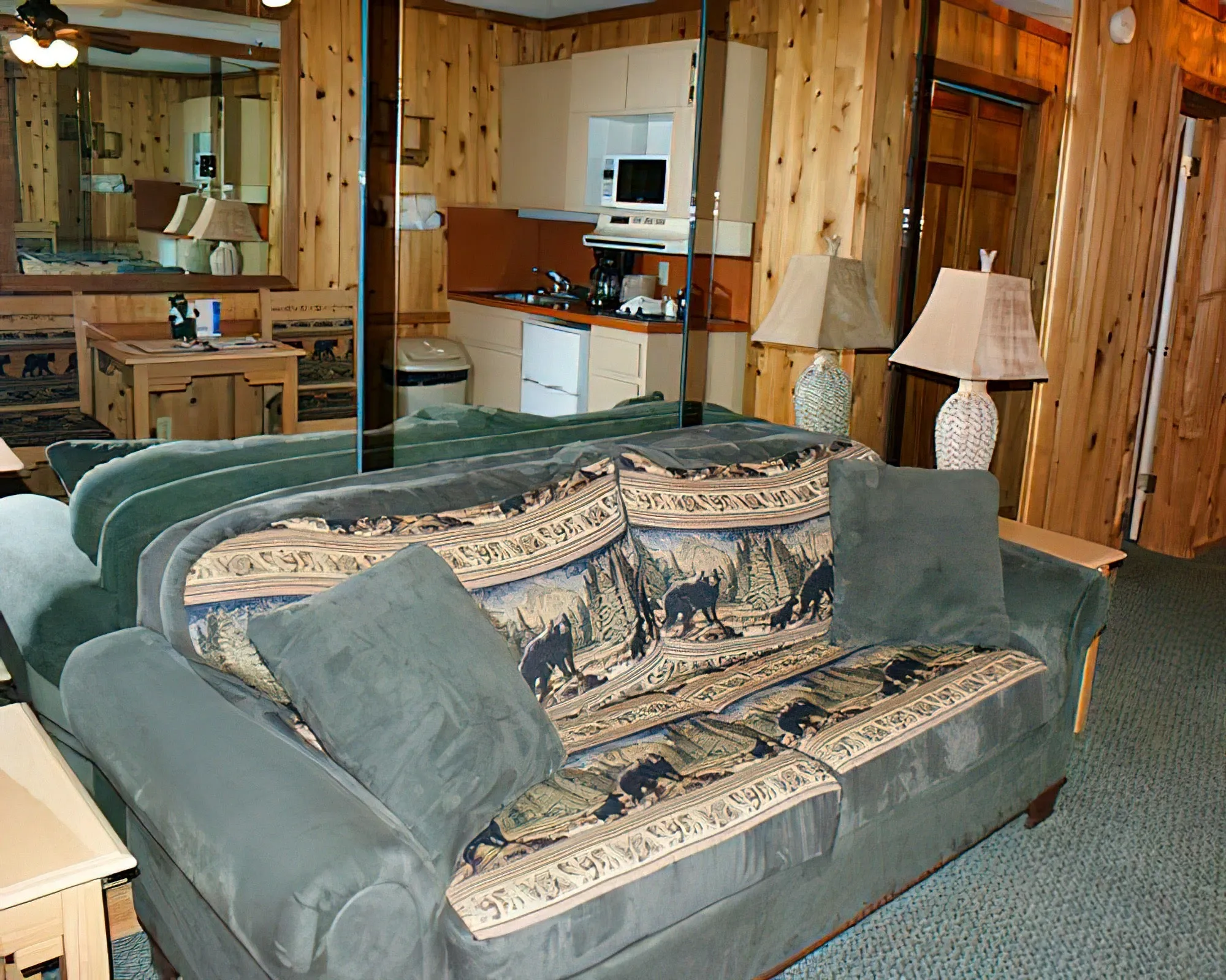 Smoketree Lodge