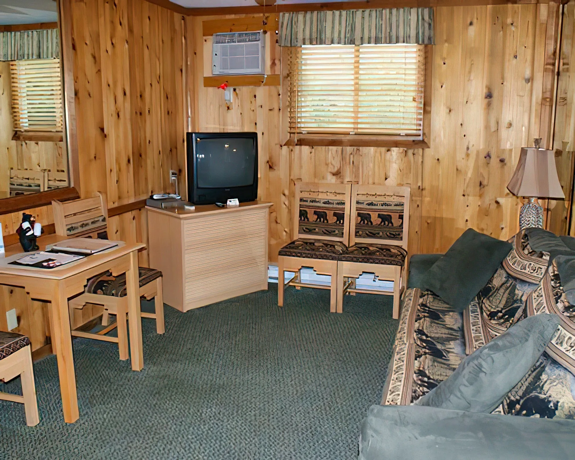 Smoketree Lodge