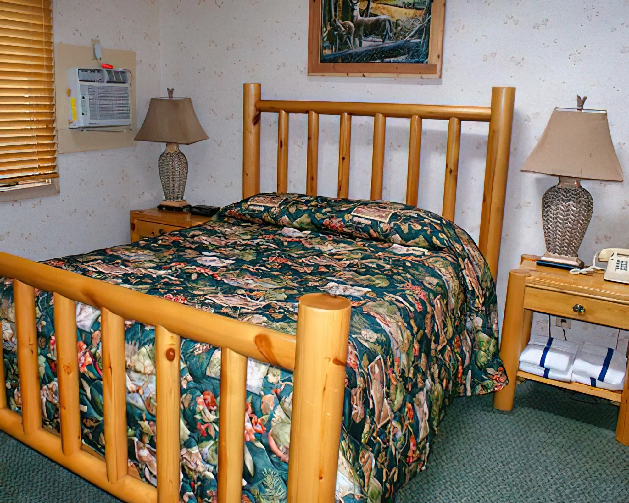 Smoketree Lodge